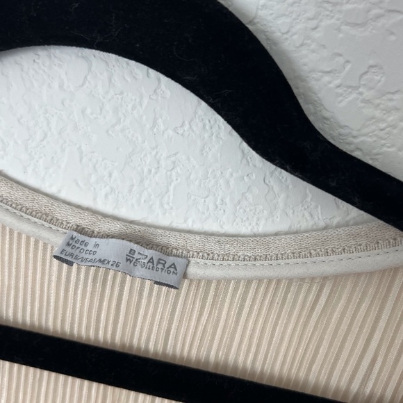 Zara Women Short Sleeve Blouse Size S - Picture 2 of 3